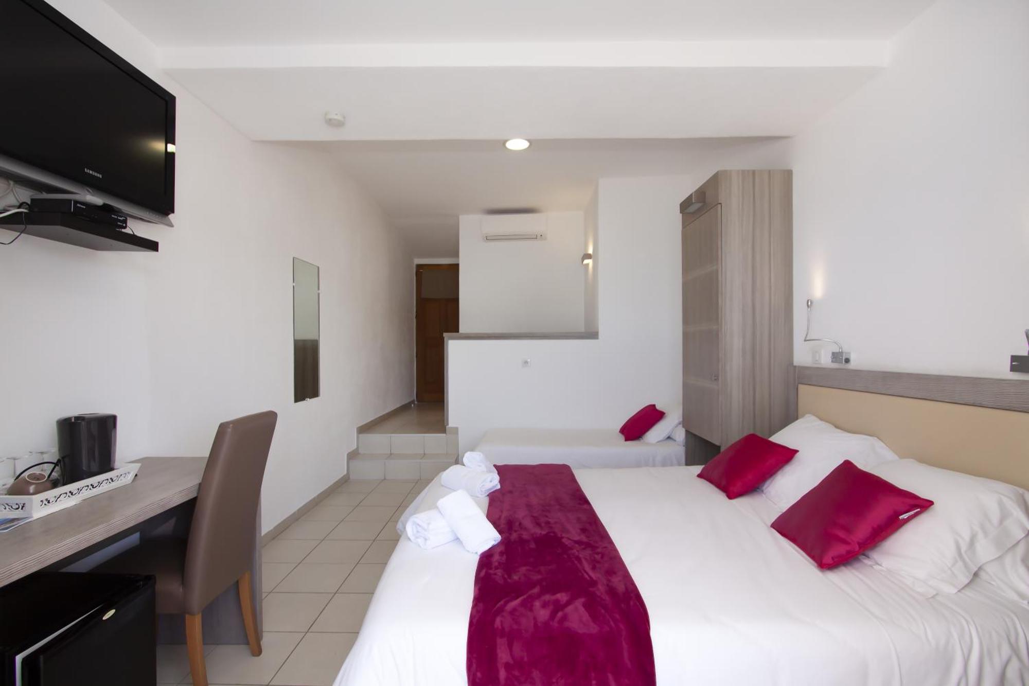 Hotel Et Residence Ta Kladia - Omigna Cargèse Екстериор снимка